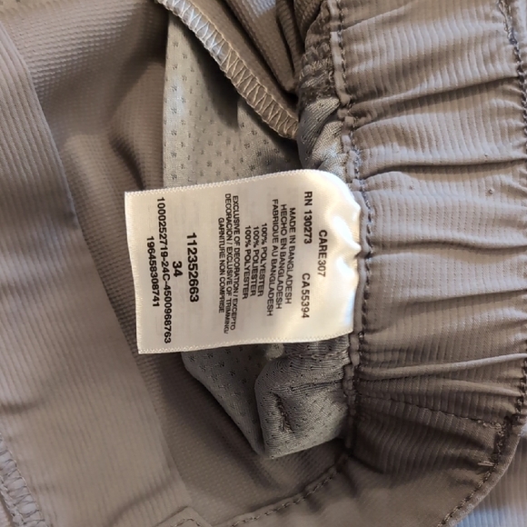 Wrangler Gray Flat Front Classic Shorts - Picture 3 of 4